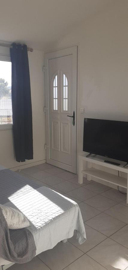 Appartamento Mas Vincent La Fare-les-Oliviers Esterno foto